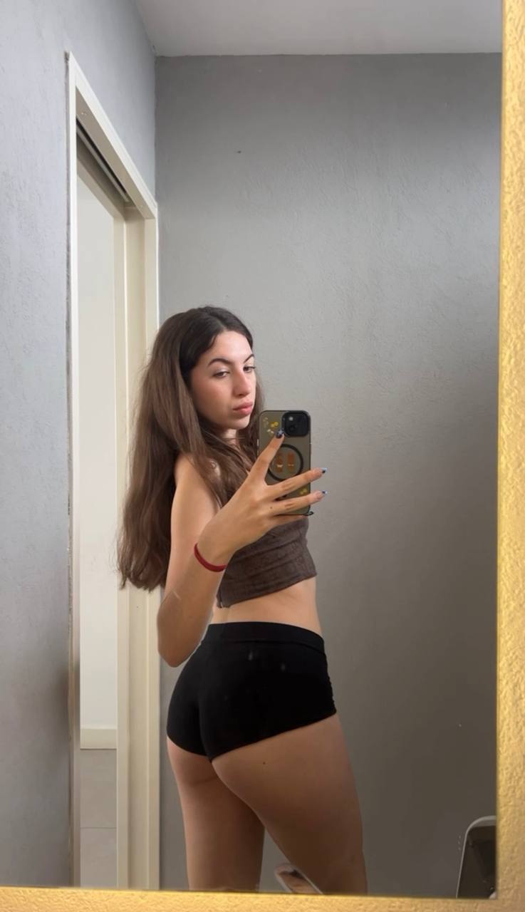 Amber in her underwear in Djibouti