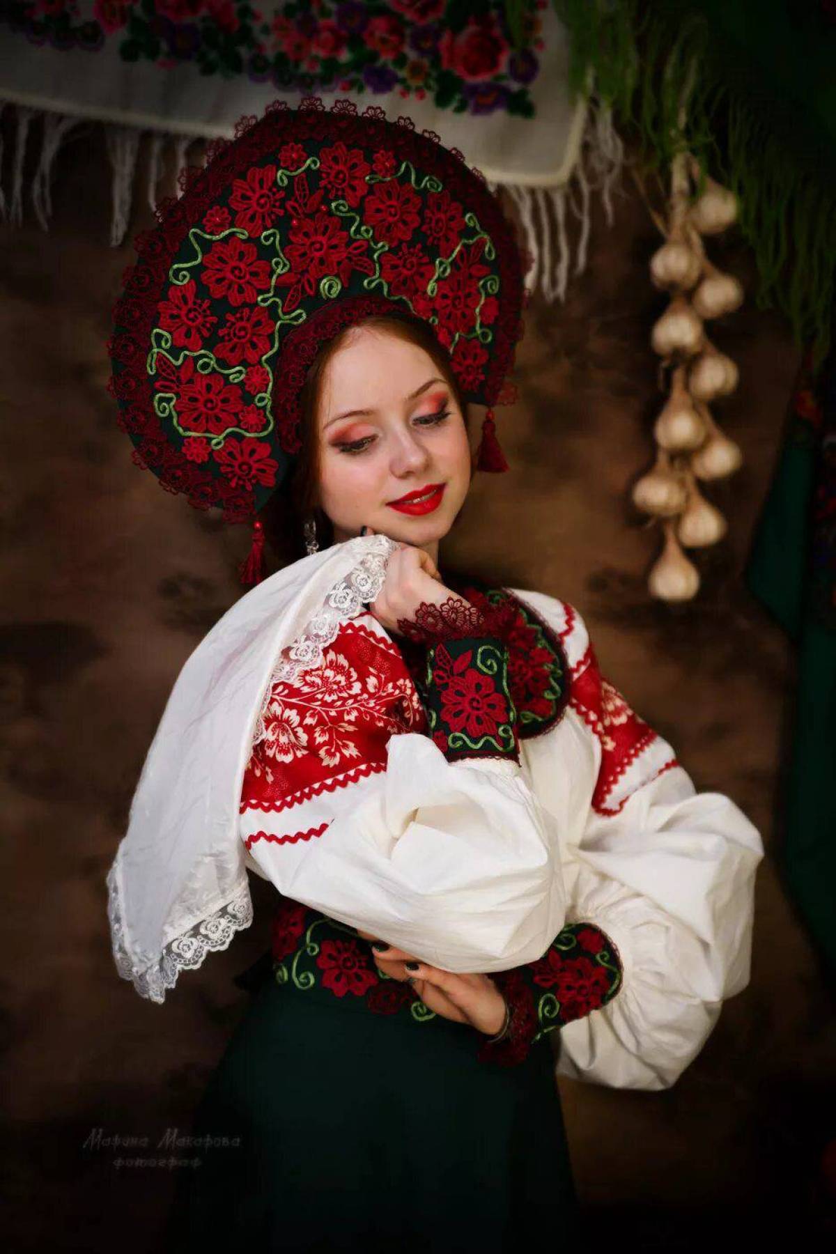 Take a pause and enjoy Women in Slavic costumes — streaming from Djibouti