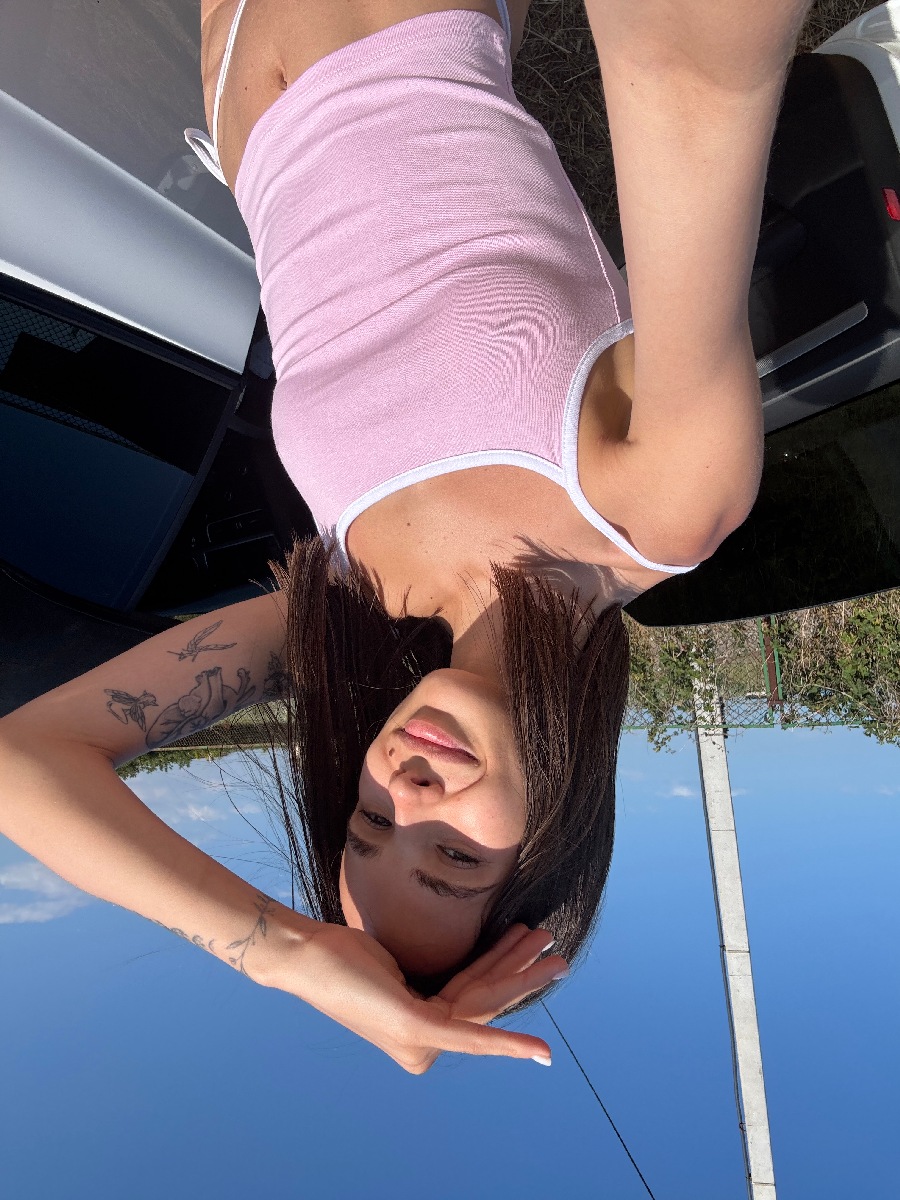 Sexy model Tina in Djibouti